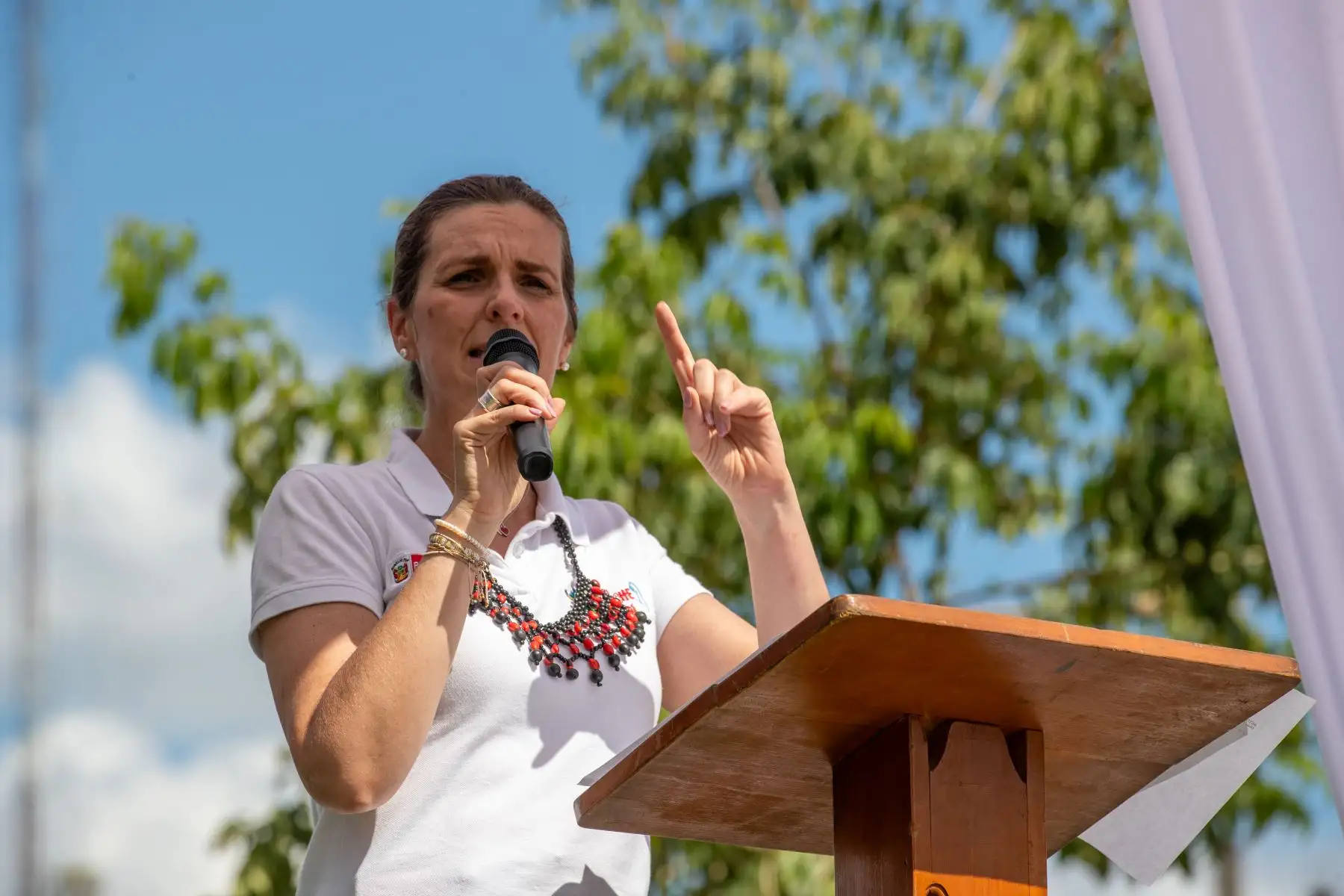 “Este compromiso que hemos adquirido permitirán que 5,600 personas puedan formalizar sus predios, son 1,484 viviendas y 117 para organismos del estado como el cuerpo de bomberos y policía, los cuales se verán fortalecidos con el título de propiedad", mencionó la ministra. Foto: ANDINA/Difusión