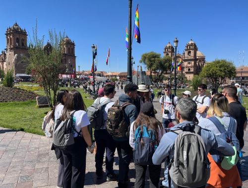 Cusco vive ahora la temporada de mayor afluencia turística y eso es aprovechado por operadores informales. Debido a esto la Gercetur anunció la puesta en marcha de un programa de formalización. ANDINA/Percy Hurtado Santillán