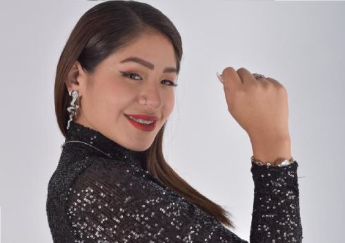 Salsera Vanessa Soto regresa a los escenarios.