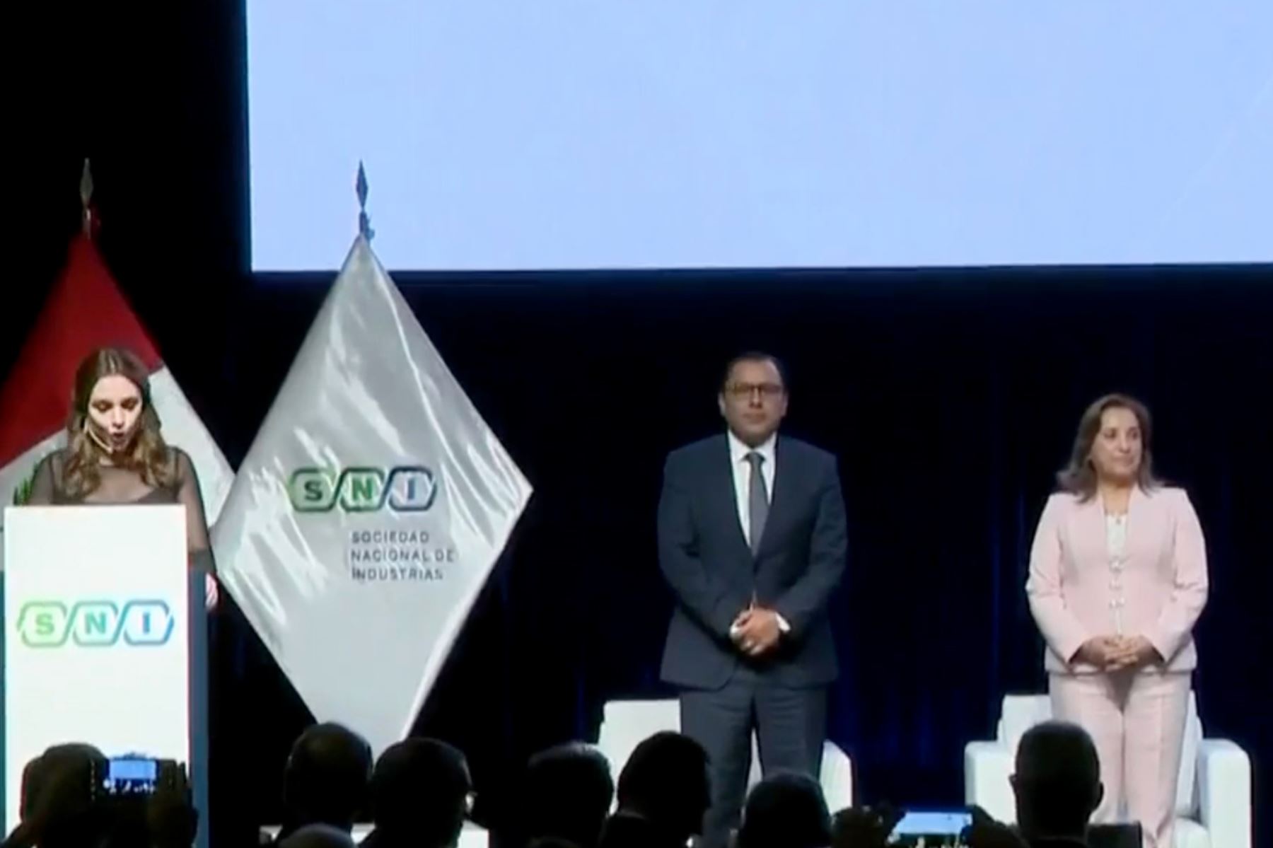 Presidenta participa en ceremonia de Aniversario de la Sociedad Nacional de Industria
