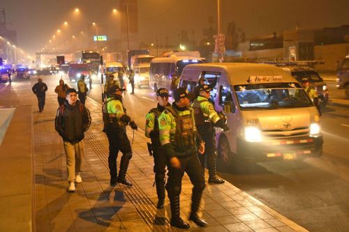 Megaoperativo Amanecer Seguro: Ministro del Interior lidera despliegue en Lima para combatir el crimen