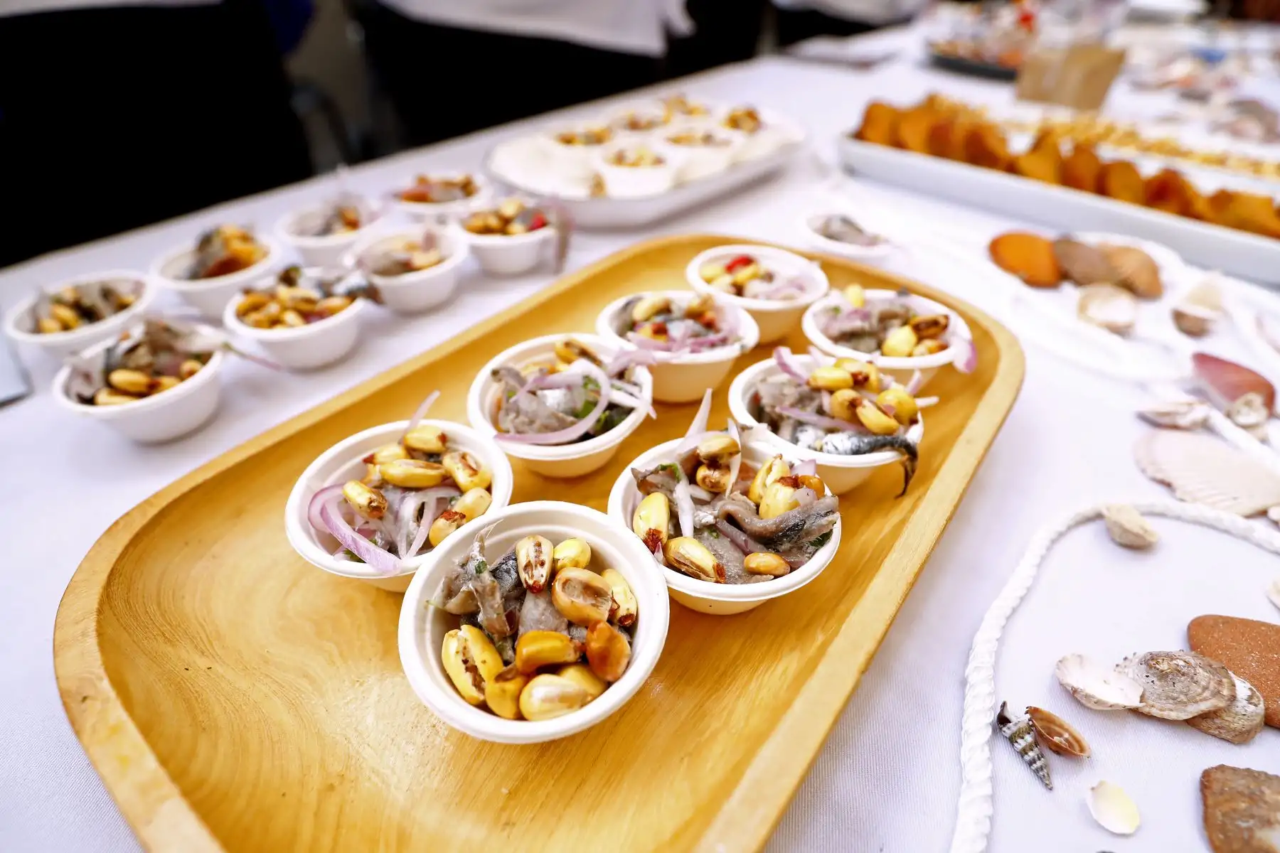 Durante el lanzamiento de la fiesta de San Pedrito de Chimbote - Edición Bicentenario en el Ministerio de Cultura, se realizó una exhibición y degustación de platos típicos chimbotanos, principalmente el ceviche y la causa. Foto: ANDINA/Daniel Bracamonte