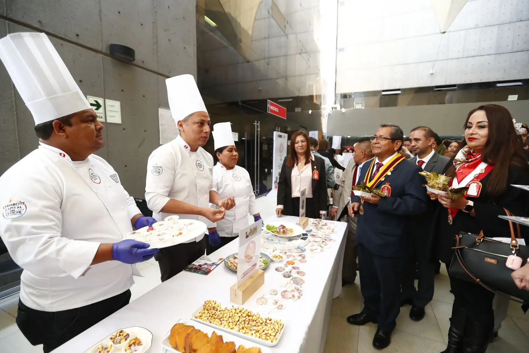 Durante el lanzamiento de la fiesta de San Pedrito de Chimbote - Edición Bicentenario en el Ministerio de Cultura, se realizó una exhibición y degustación de platos típicos chimbotanos, principalmente el ceviche y la causa. Foto: ANDINA/Daniel Bracamonte