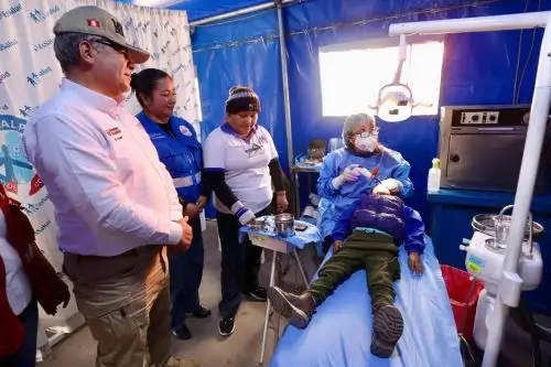 as autoridades recorrieron los módulos de atención, donde hombres, mujeres y niños acudieron para acceder a los servicios del Estado de forma gratuita. Foto: ANDINA/Mindef