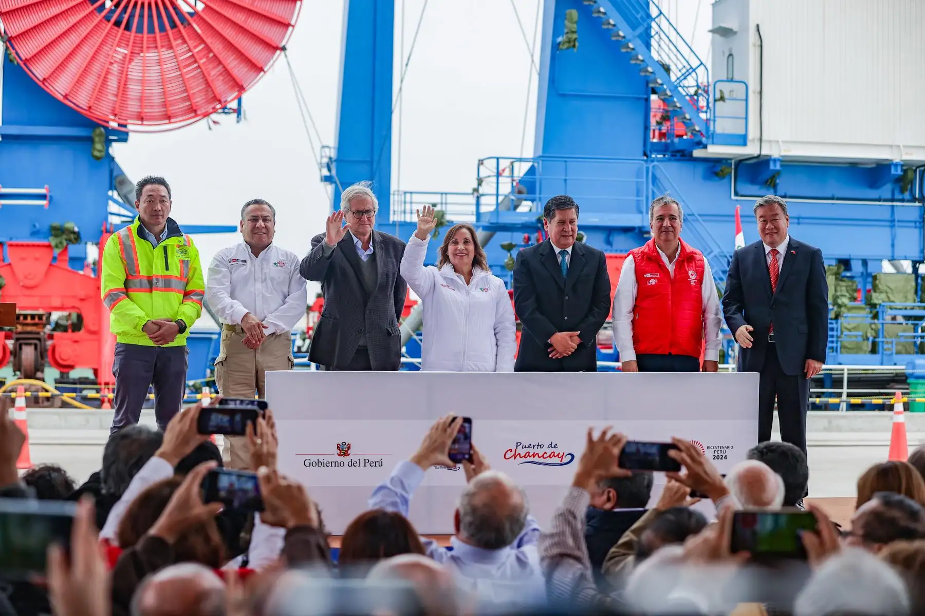 Inspección a los avances de obra del Terminal Portuario de Chancay y presentación de las primeras grúas eléctricas. 
Foto: ANDINA/ Prensa Presidencia