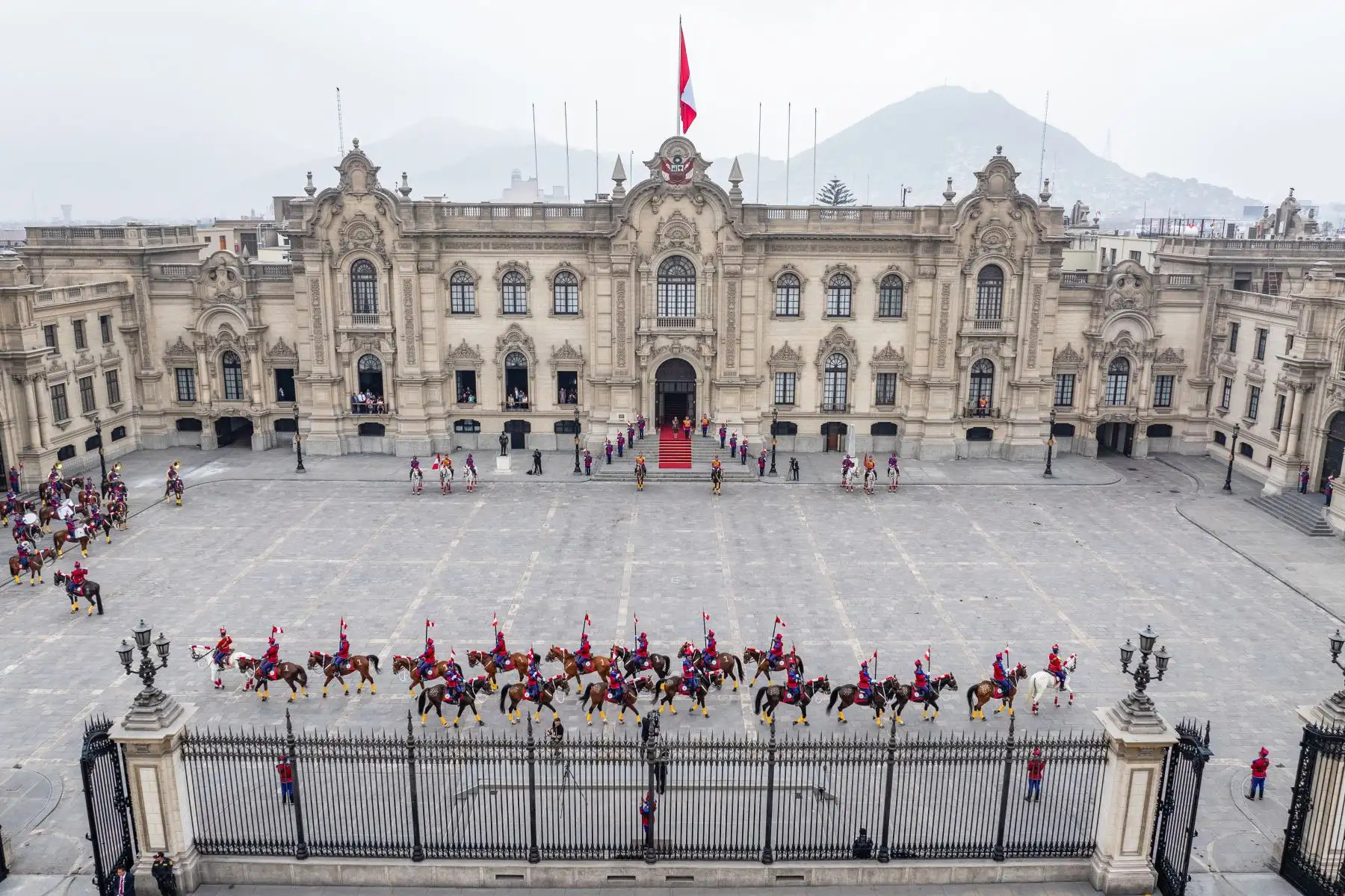 Tradicional Cambio de Guardia, en el Patio de Honor de Palacio de Gobierno. Foto: ANDINA/Prensa Presidencia