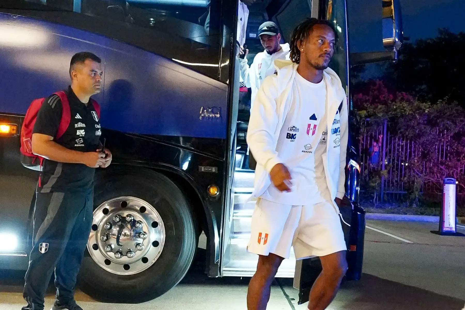 André Carrillo espera llegar al nivel que tuvo en las eliminatorias pasadas y esperará su oportunidad para ingresar al campo de juego. Foto: ANDINA/FPF