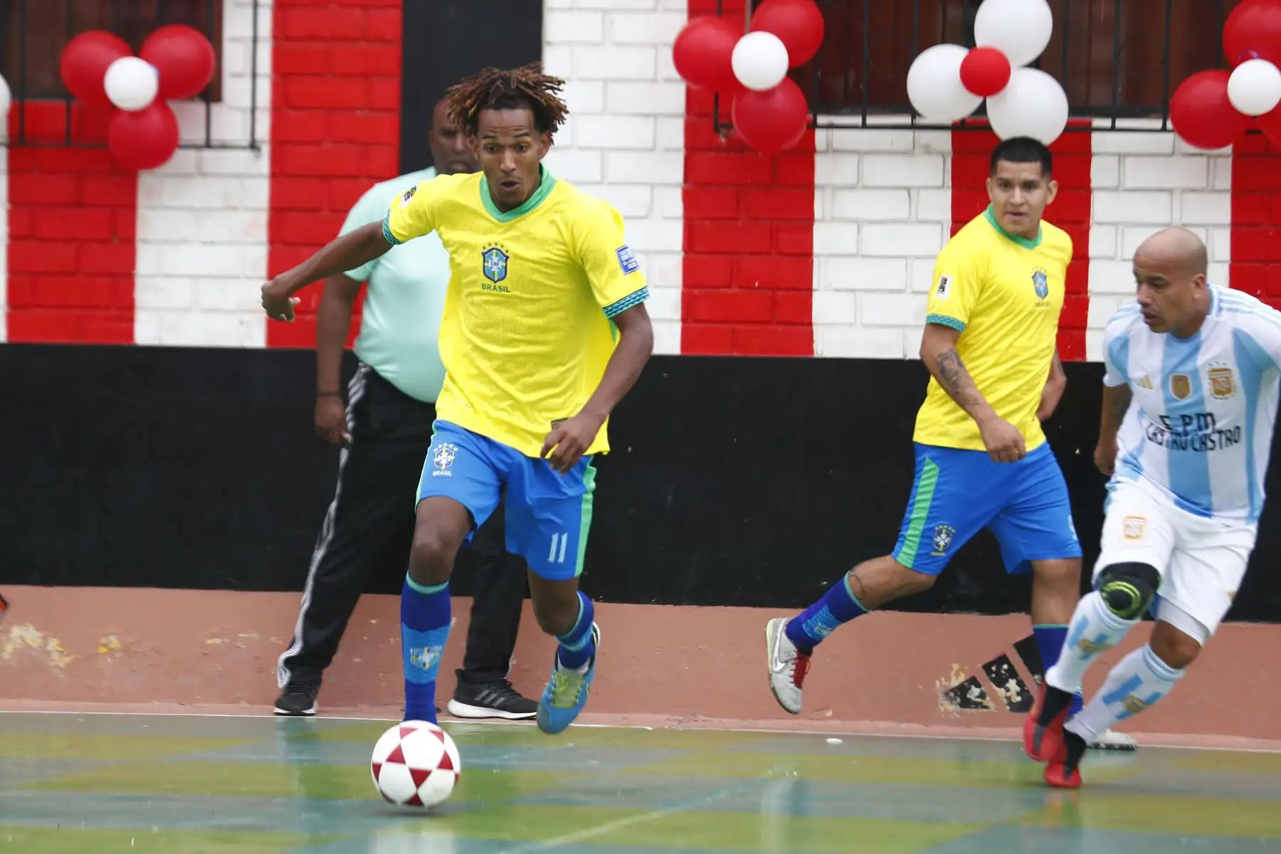 Internos de los penales Miguel Castro Castro y Lurigancho se enfrentan en partido de fútbol por el grupo A de la Copa América Penitenciaria 2024, en la que participan reclusos de 12 centros penitenciarios del país. Foto: ANDINA/Daniel Bracamonte