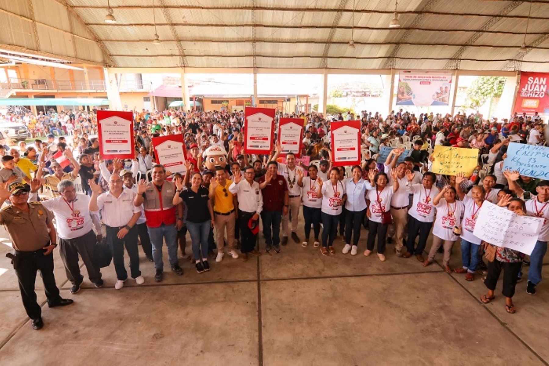 Loreto: entregan 2,905 títulos en campaña "Título en mano, seguridad del propietario"