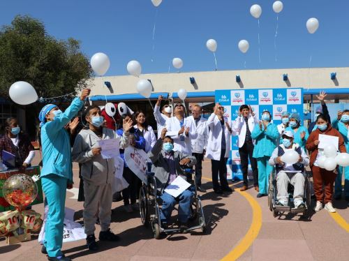 Tres pacientes renales de Huancayo salvaron la vida gracias a la donación de órganos. Ellos recibieron el trasplante en el hospital de EsSalud.