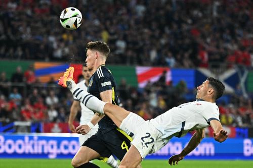 Eurocopa: Suiza se acerca a octavos de final tras empatar (1-1) con Escocia