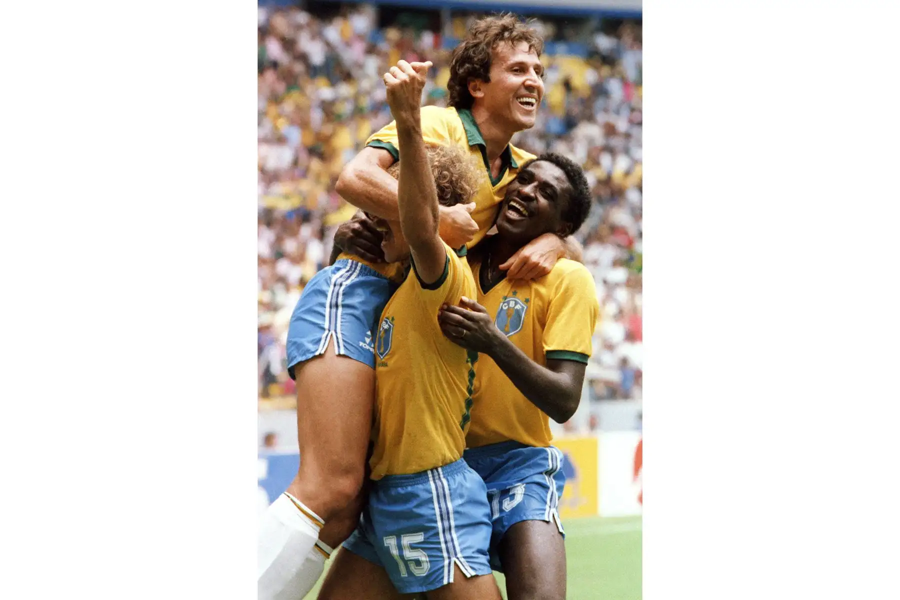 Zico fue una de las grandes estrellas brasileñas entre los años 70 y 80. A pesar de estar considerado como el octavo mejor futbolista en la historia del fútbol en el ránking de la FIFA, nunca ganó ni aquella Copa América de 1979 en la que participó, ni los Mundiales que jugó en 1978, 1982, 1986. Foto: AFP