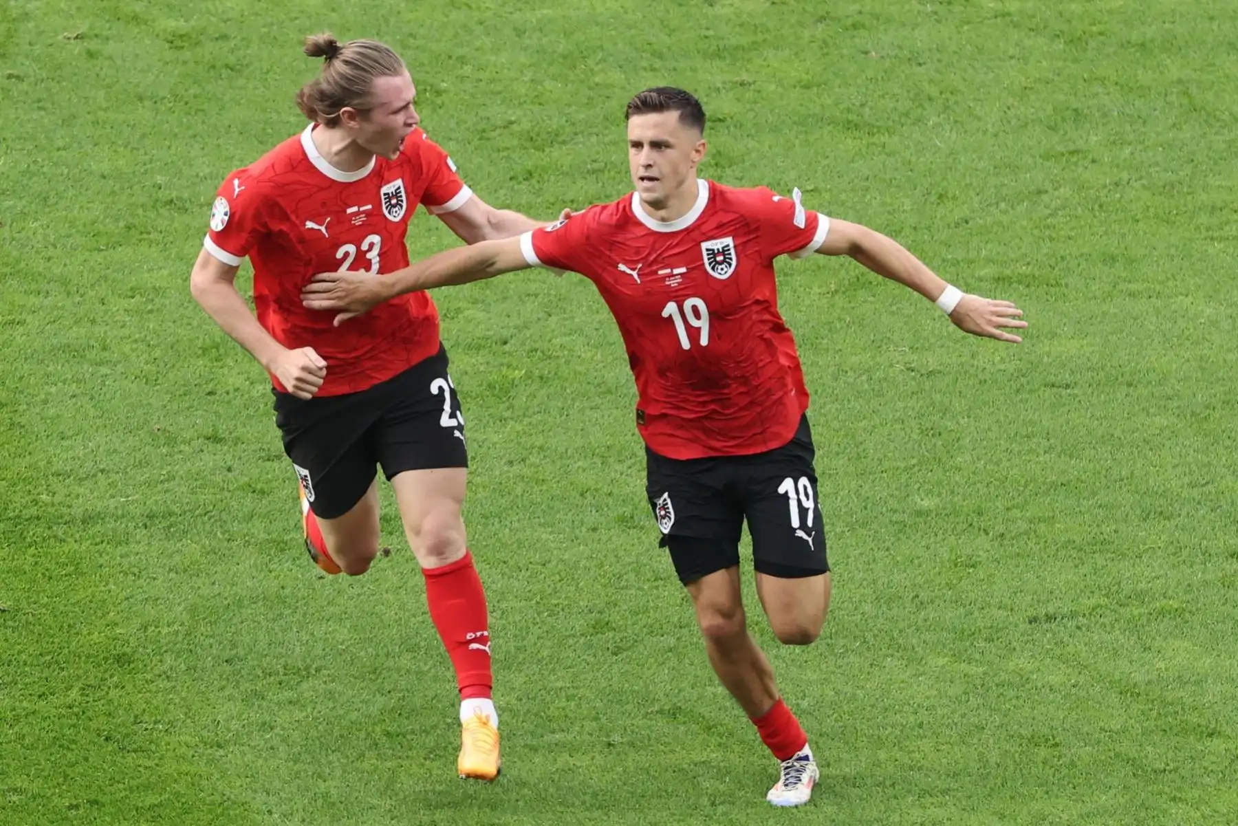Christoph Baumgartner, de Austria, celebra tras anotar el 2-1 durante el partido de fútbol del grupo D de la UEFA EURO 2024 entre Polonia y Austria, en Berlín, Alemania. Foto: EFE