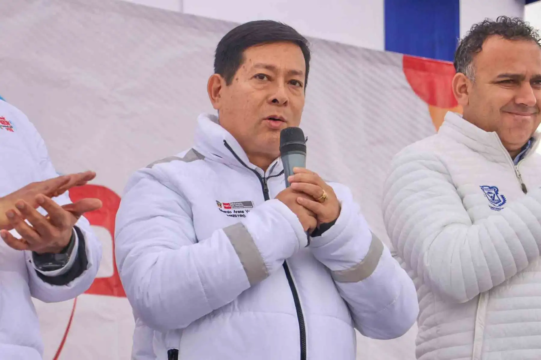 Ministro Arana destacó la importancia de estas campañas para que la población encuentre en un solo lugar todos los servicios que brinda el MINJUSDH. Foto: ANDINA/ MINJUSDH
