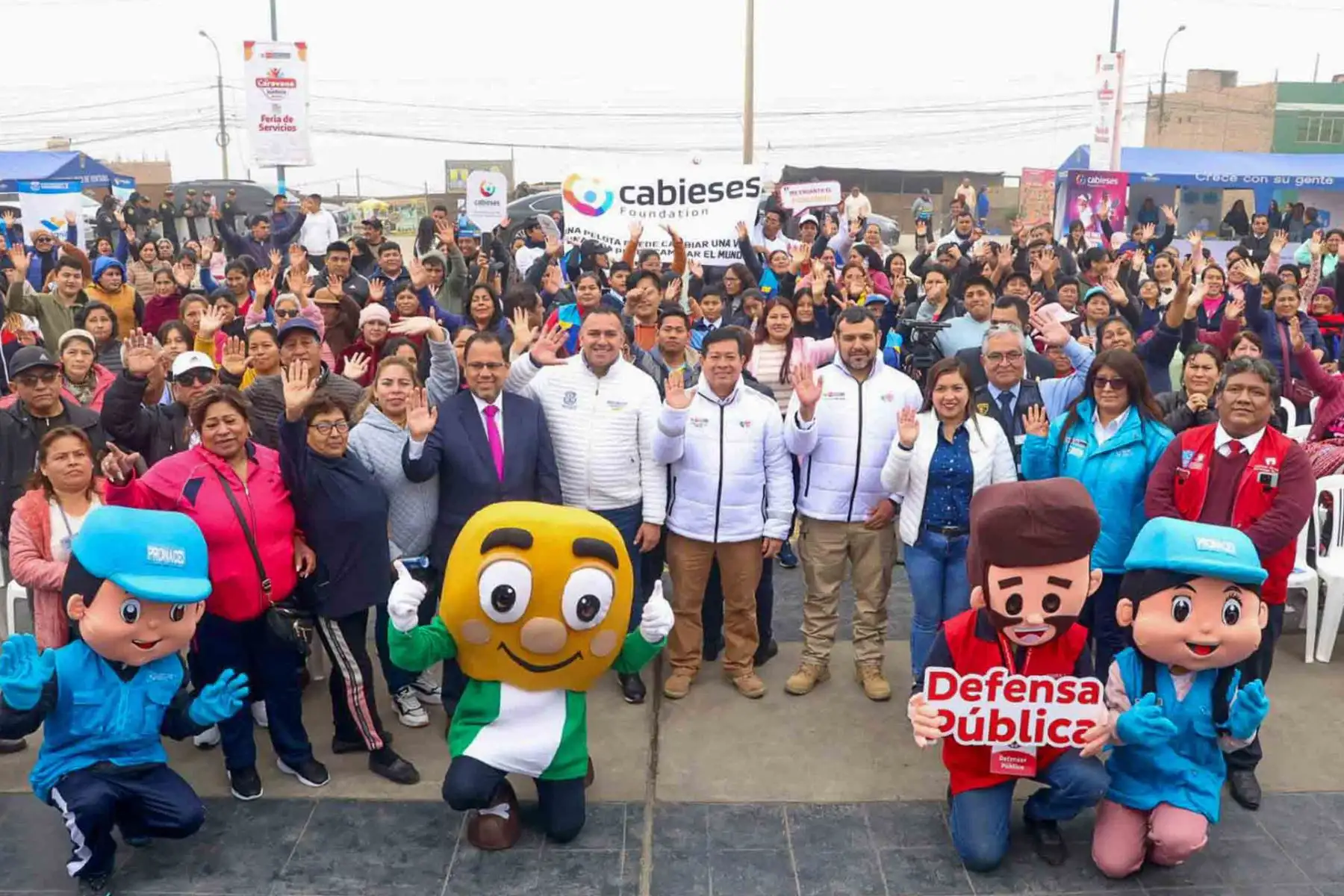 Cumpliendo el compromiso del Gobierno de acercar el Estado a la población más vulnerable, hoy el ministro de Justicia y Derechos Humanos, Eduardo Arana Ysa, inauguró la cuarta edición 2024 de “La Caravana de Justicia”, para brindar los servicios gratuitos del MINJUSDH en el Parque Temático Naval “Monitor Huáscar” de Pachacútec, Ventanilla. Foto: ANDINA/ MINJUSDH