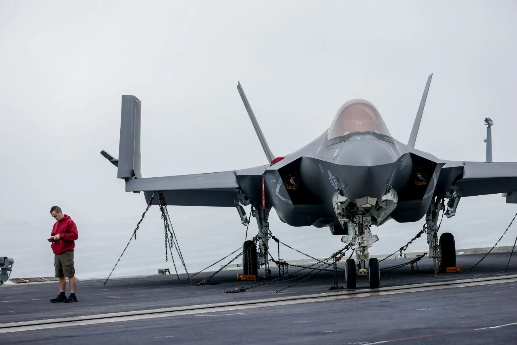 El USS George Washington (CVN-73) es un portaaviones de propulsión nuclear de la clase Nimitz, nombrado en honor al primer presidente de los Estados Unidos. Foto: ANDINA/Luis Iparraguirre
