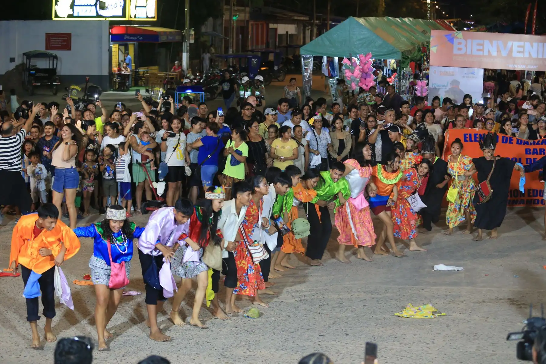 La ciudad de Pucallpa vive una fiesta completa, diferentes colegios y universidad participan con diferentes danzas en la comparsa San Juanera. Foto: ANDINA/Braian Reyna