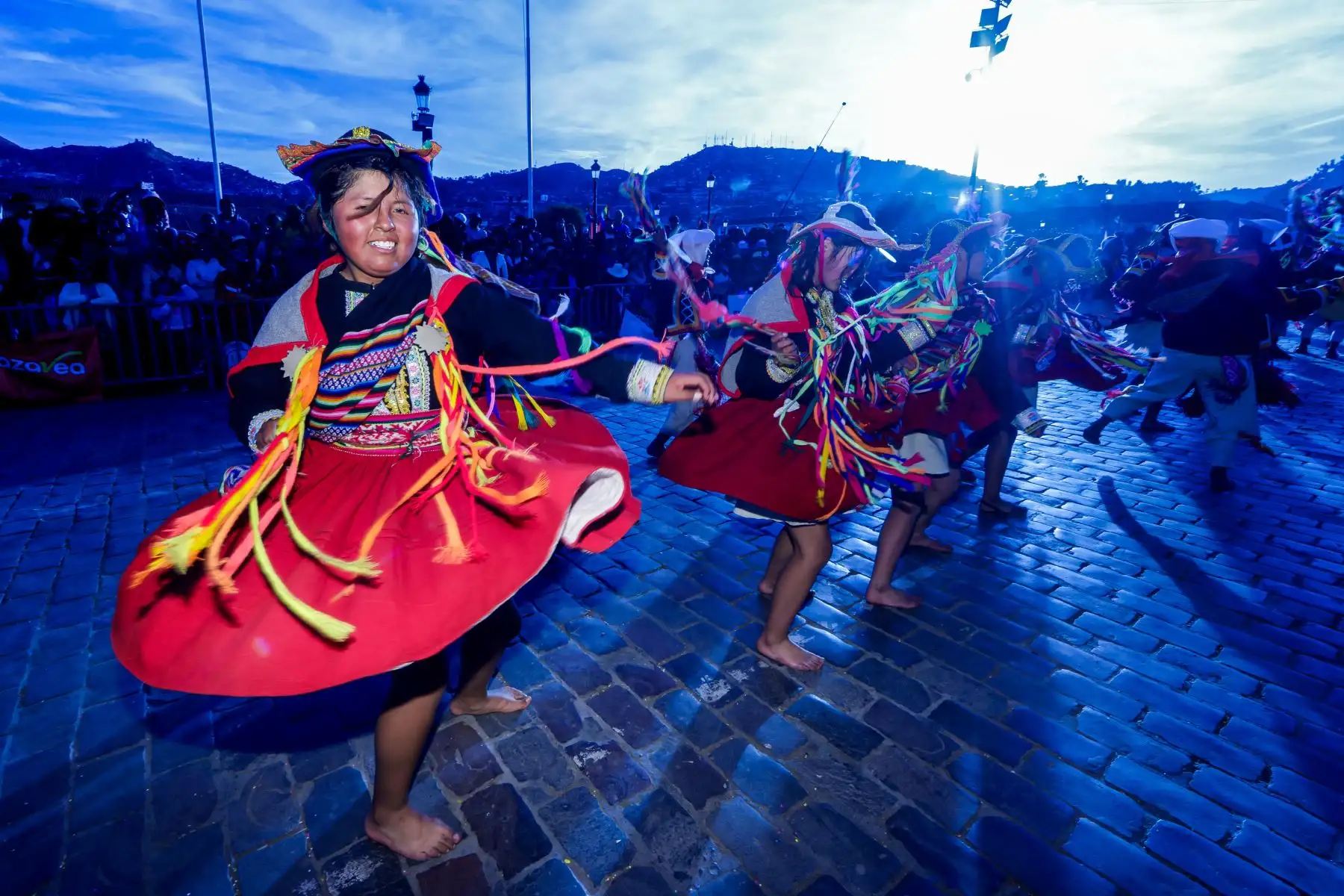 Danzas, alegorías y mucha fiesta, fueron los ingredientes de esta gran festividad que empezó a las 9 am. Foto: ANDINA/Luis Iparraguirre