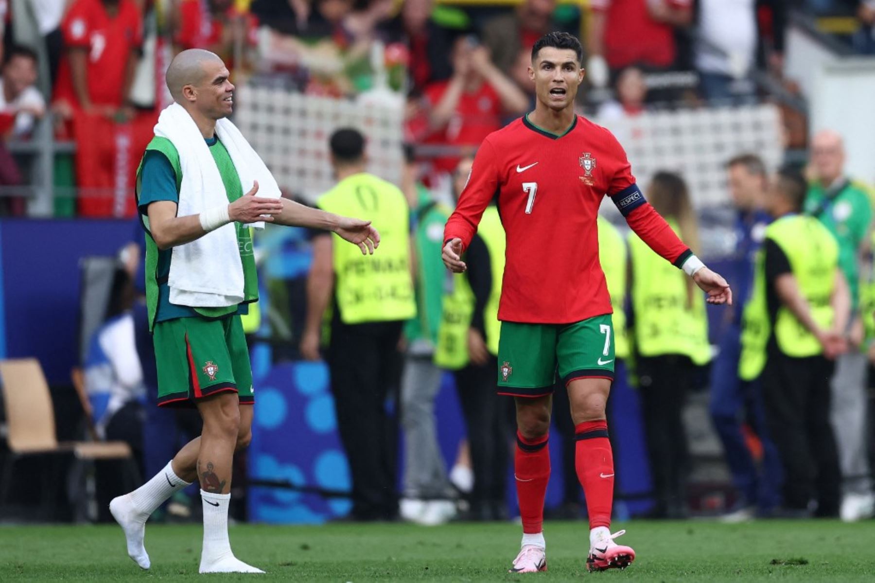 Cristiano Ronaldo mantiene su olfato goleador y líder en Portugal