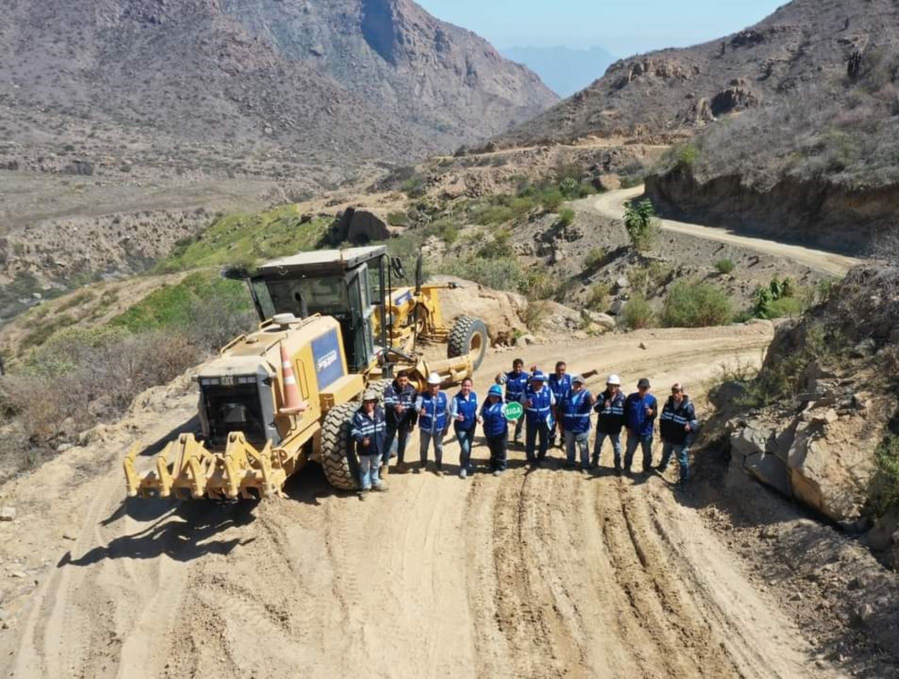 Mejoran conectividad de 97,000 ciudadanos de La Libertad con la rehabilitación de 390 km de vía.