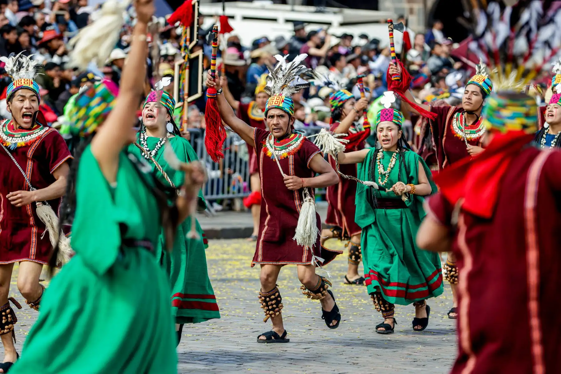Es una festividad vibrante que incluye música, bailes, procesiones y la escenificación de rituales incas tradicionales. Foto: ANDINA/Luis Iparraguirre