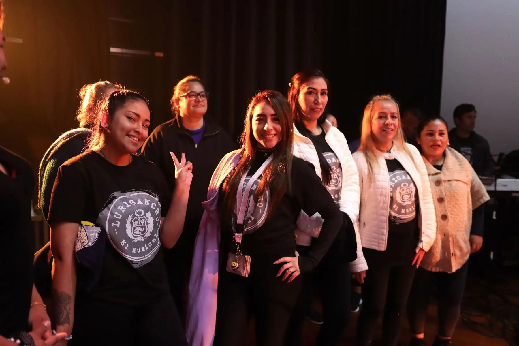 Lurigancho El Musical, es una obra teatral que muestra de una manera visceral la evolución del penal a lo largo de los años y narra la vida de personajes que coexisten en el ecosistema penitenciario y que hoy se muestra al mundo. Participan 40 internos del establecimiento penitenciario de Lurigancho. Directora de la Obra, Yashim Bahamonde. Auditorio de  la Universidad de Lima.
Foto: ANDINA/ Lino Chipana.
