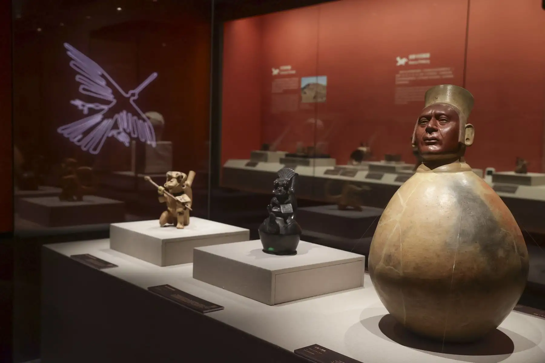 La presidenta de la República, Dina Ercilia Boluarte Zegarra, participó en la Inauguración de la exhibición "Los Incas y el Tawantinsuyo" en el Museo Nanshan de Shenzen en la República Popular China, acompañada del canciller peruano Javier González-Olaechea. Foto: ANDINA/Presidencia