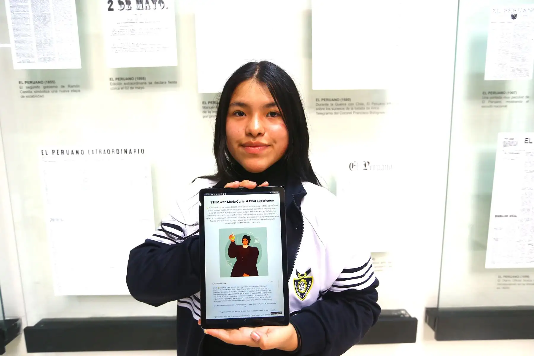 A sus 12 años creó un chatbot que ayuda a los escolares a resolver preguntas sobre la científica y premio Nobel, Marie Curie.ANDINA/Eddy Ramos