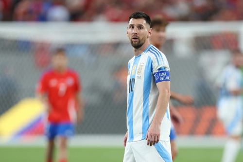 Lionel Messi se encuentra golpeado y se perderá el encuentro ante Perú