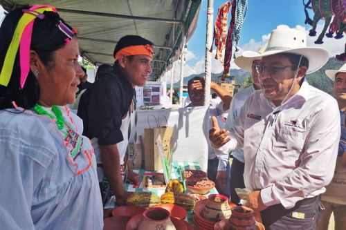 Más de 120 pequeños productores de Amazonas, Áncash, Cajamarca, Lima y San Martín, beneficiarios del proyecto Avanzar Rural, ejecutado por Agro Rural, expusieron sus propuestas de negocios, productos y resultados en la Feria Agropecuaria y Comercial Andino Amazónico Nueva Cajamarca 2024. Foto: Cortesía.