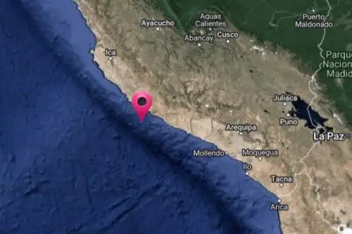 Sismo de magnitud 7.0 genera alerta de tsunami.