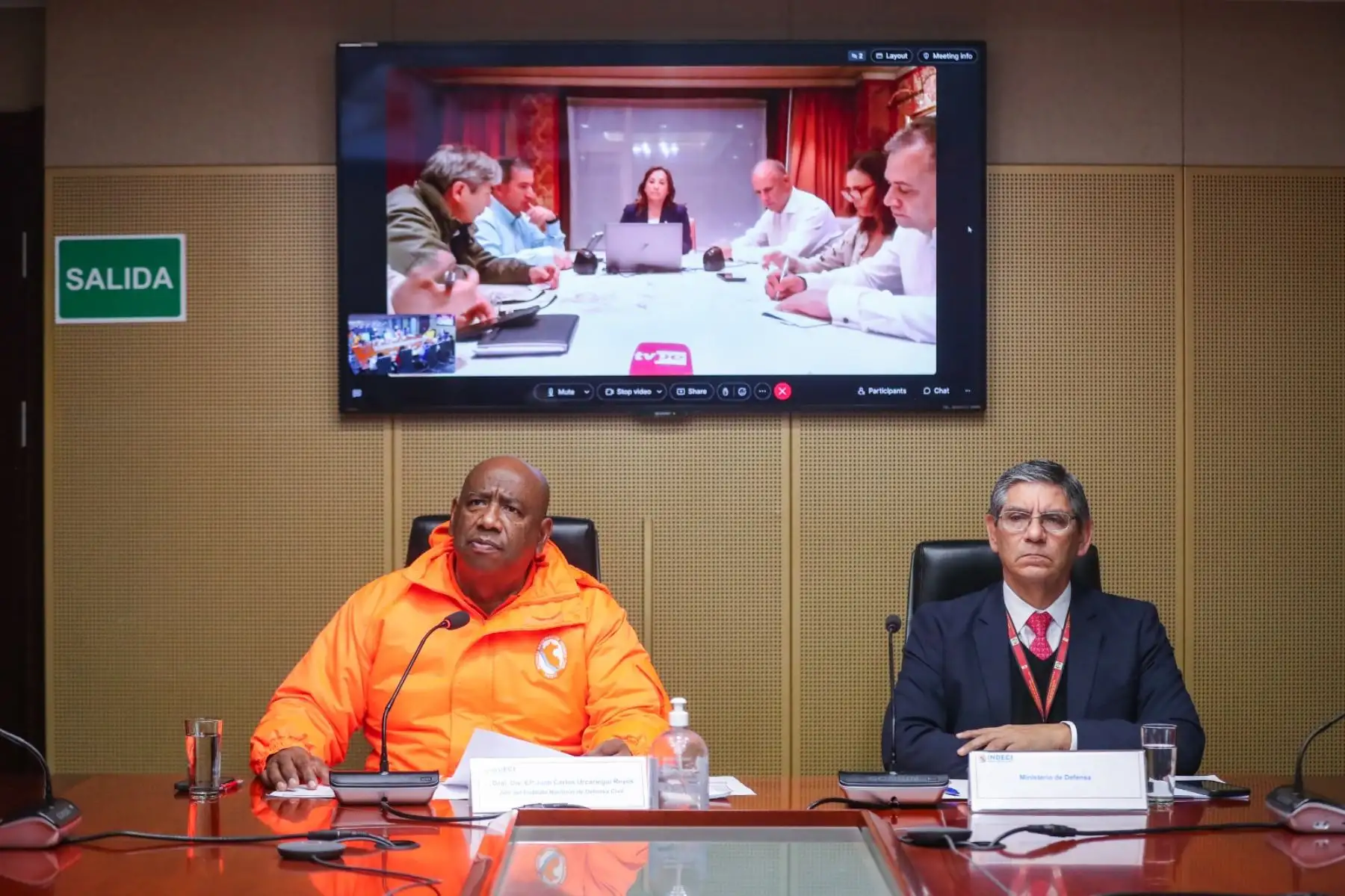Presidenta de la república, lidera la reunión virtual con los miembros del gabinete y autoridades encargadas de la respuesta inmediata ante la emergencia ocurrida en Caravelí, Arequipa, debido al sismo de esta madrugada. Foto: ANDINA/ Prensa Presidencia