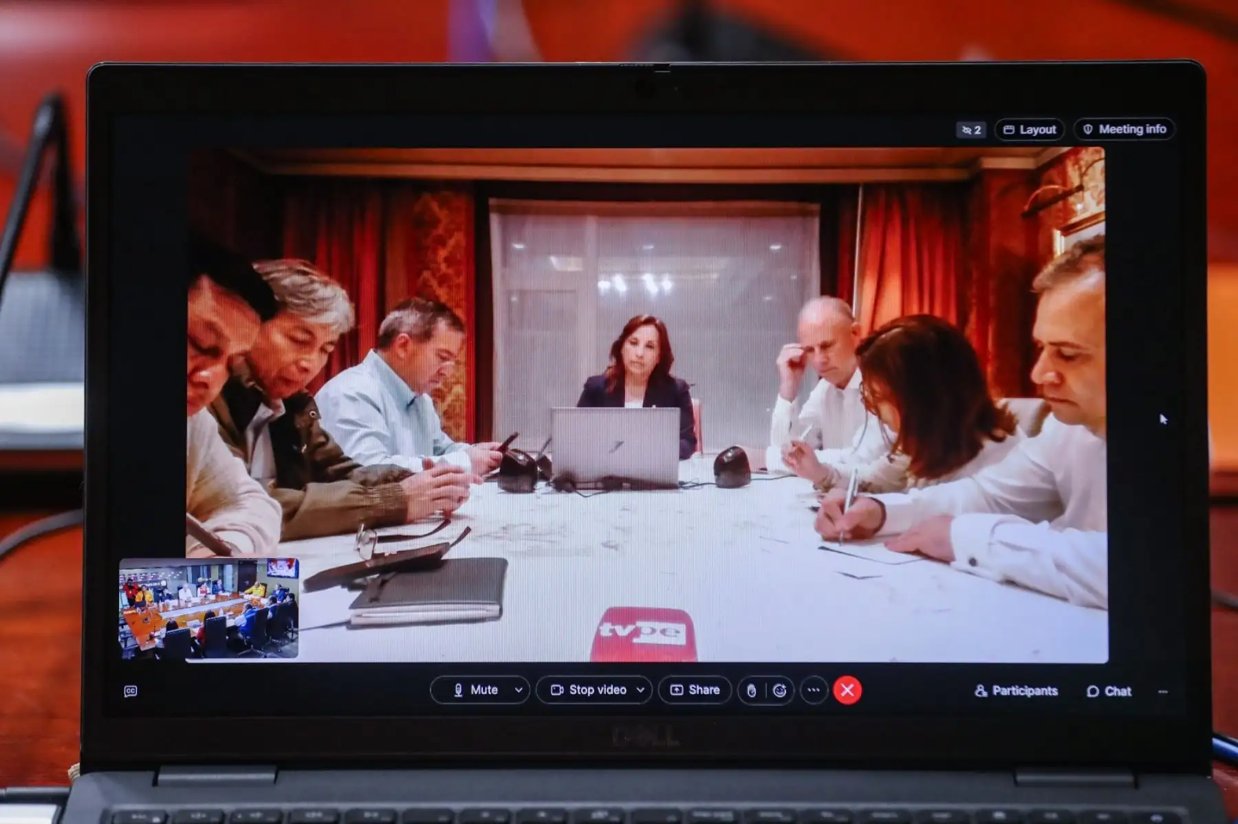 Presidenta de la república, lidera la reunión virtual con los miembros del gabinete y autoridades encargadas de la respuesta inmediata ante la emergencia ocurrida en Caravelí, Arequipa, debido al sismo de esta madrugada. Foto: ANDINA/ Prensa Presidencia