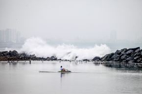 El Indeci recomienda suspender las actividades portuarias y de pesca, así como asegurar las embarcaciones o retirar las flotas pequeñas hacia tierra firme. Foto: ANDINA