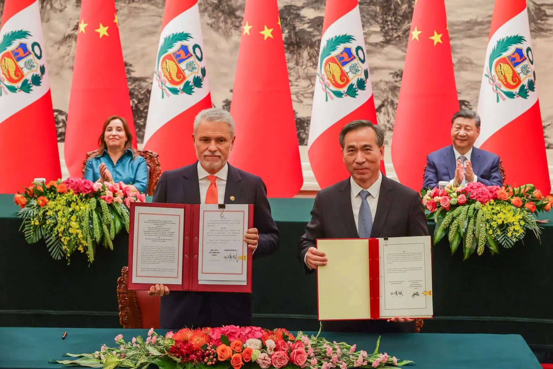 Ceremonia de firma de convenios entre gobierno peruano y la República Popular China. Foto: ANDINA/Prensa Presidencia