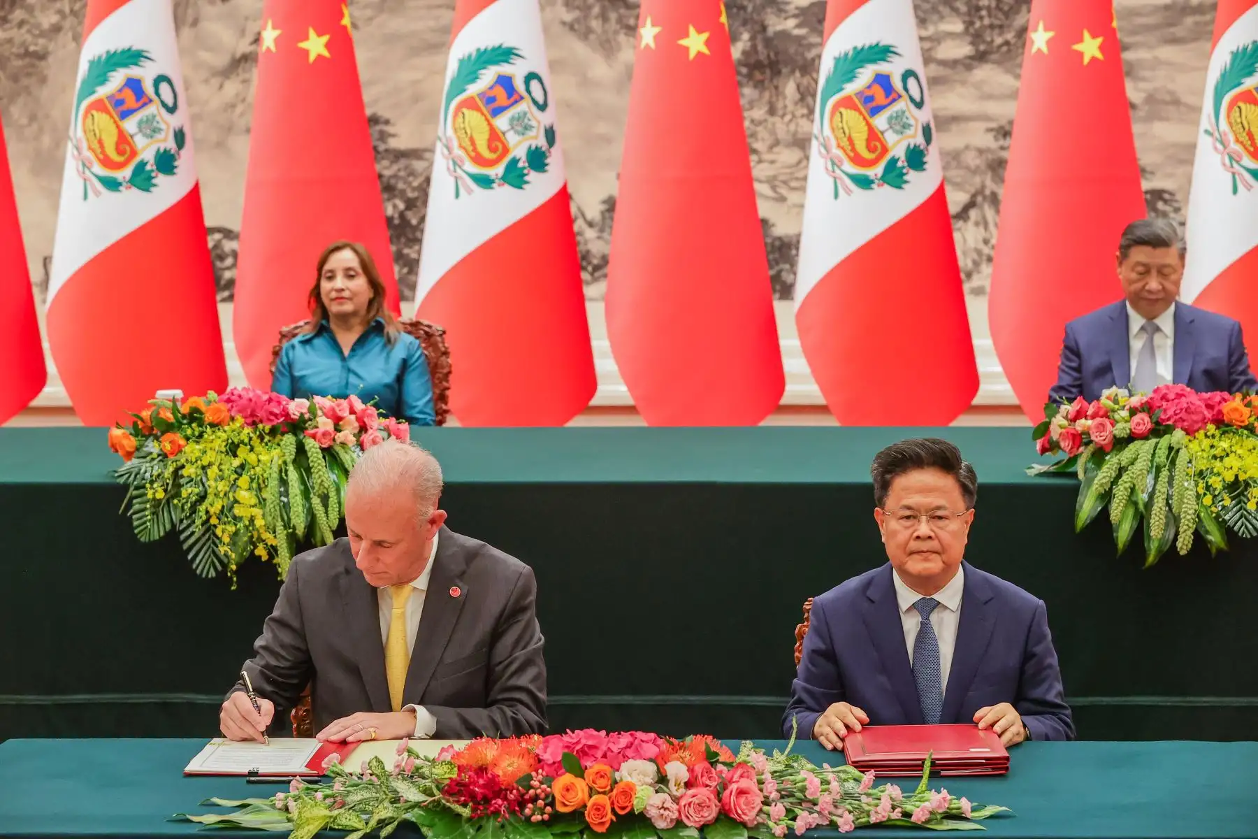 Ceremonia de firma de convenios entre gobierno peruano y la República Popular China. Foto: ANDINA/Prensa Presidencia