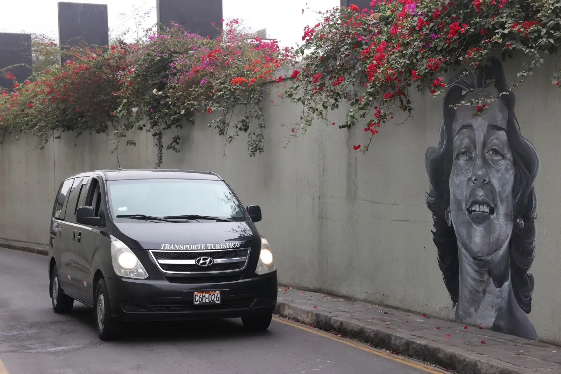 Operativo "IMPACTO TURÍSTICO" se realizo en la Alameda Chabuca Granda en Cercado de Lima. Foto: ANDINA/Melina Mejía