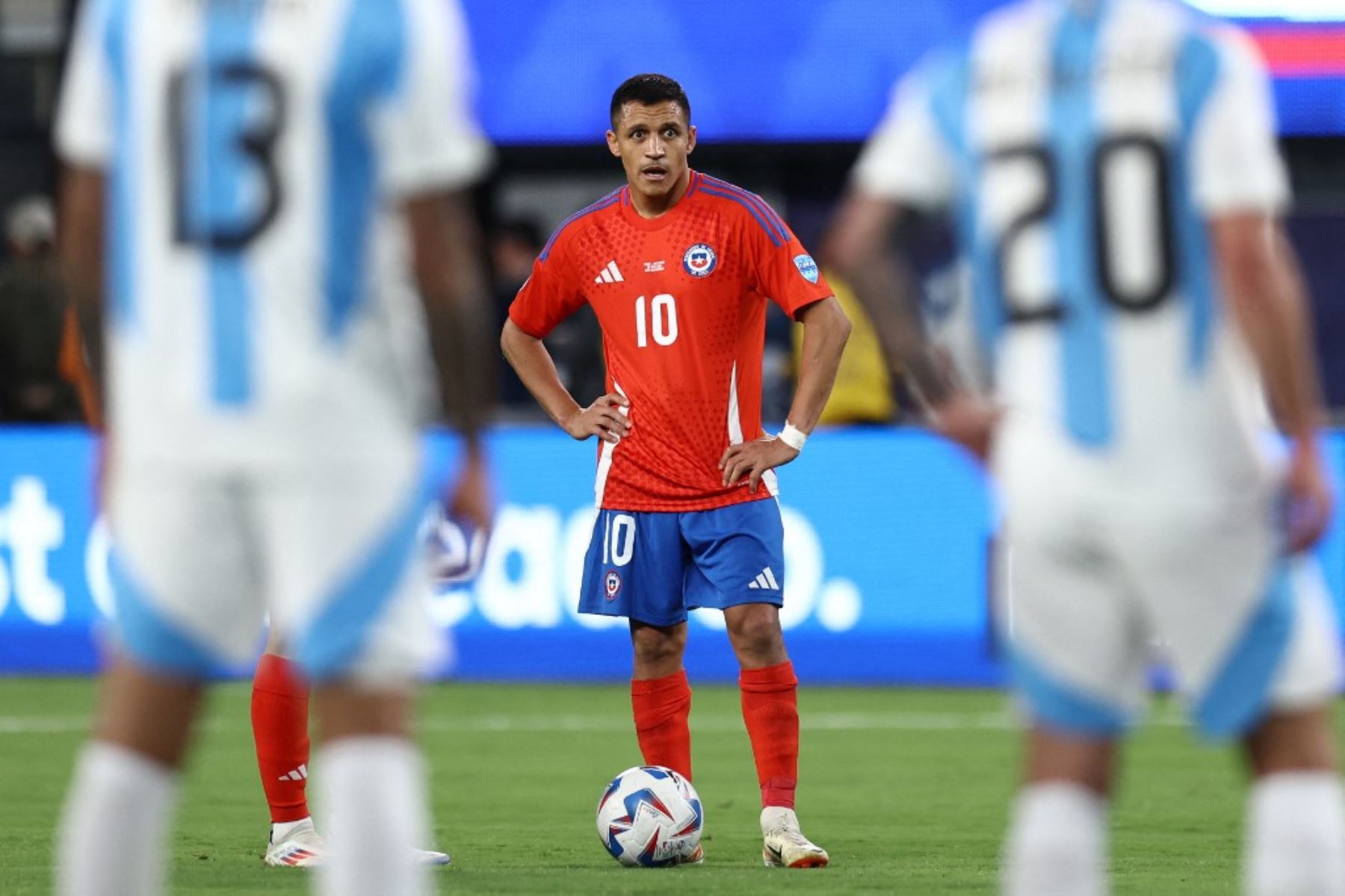 Alexis Sánchez intentará evitar que Chile quede eliminada de la Copa América
