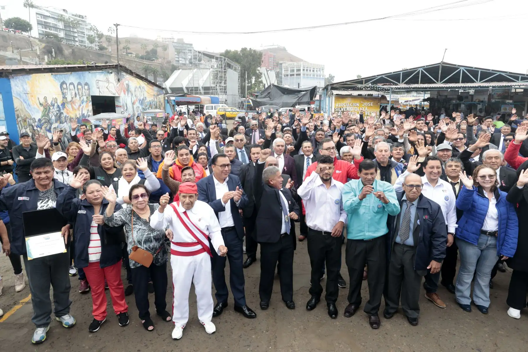 En el marco del Día del Pescador, el ministro de la Producción, Sergio González, participa en la ceremonia de celebración del día del Pescador Artesanal del año 2024” que se realiza en las instalaciones del DPA Chorrillos. Foto: ANDINA/Vidal Tarqui