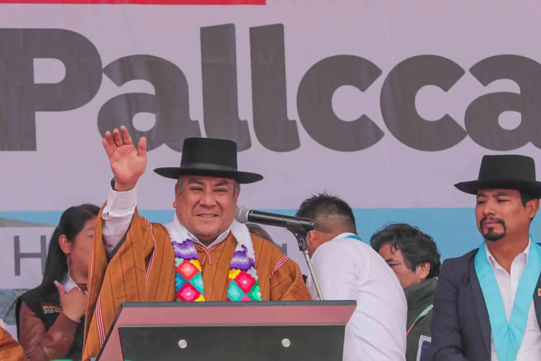 El presidente del Consejo de Ministros, Gustavo Adrianzén, participa en la inauguración del proyecto de construcción de la Represa Pallca. Foto: PCM