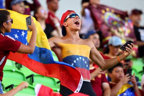 ¡Venezuela delira! Hinchas de la "Vinotinto" celebran en EE.UU impresionantes triunfos de su país en la Copa América 2024
