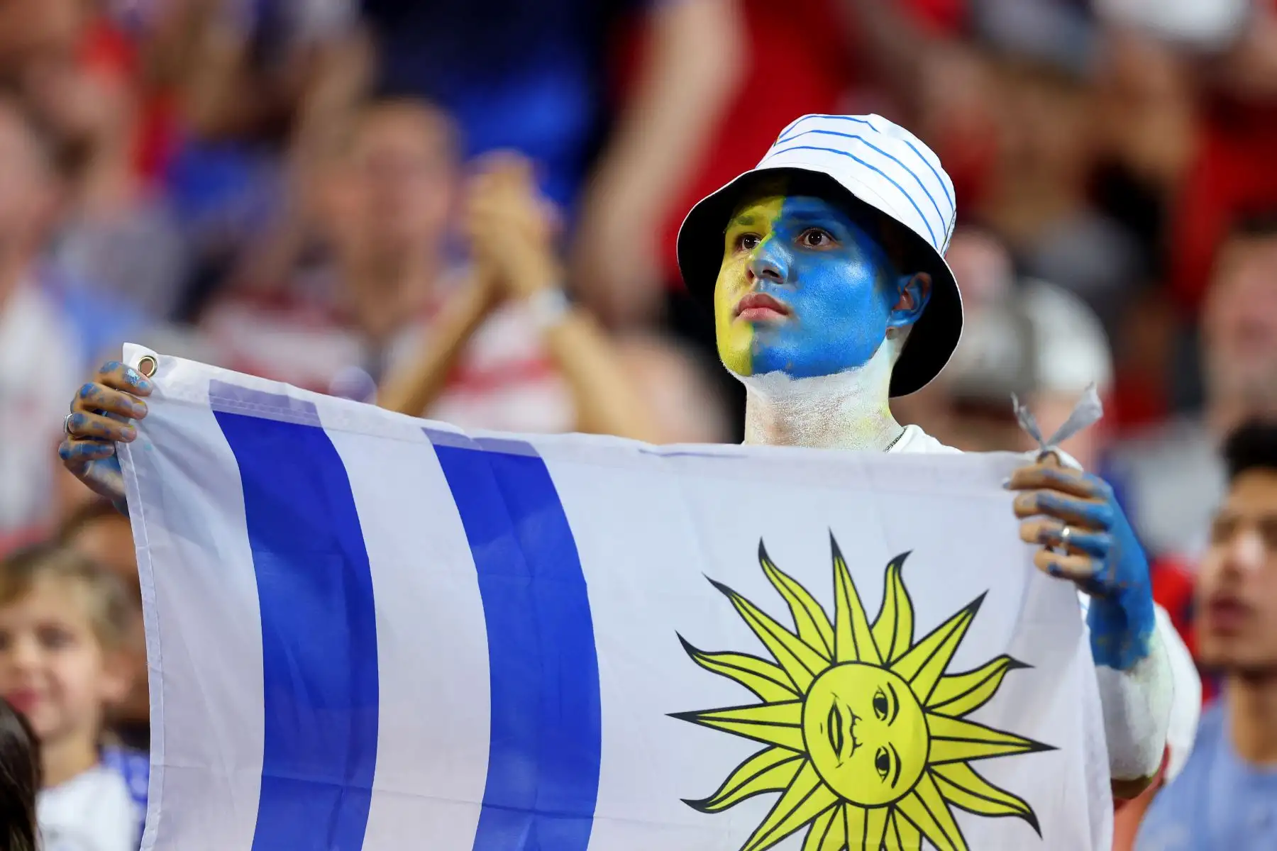 Los aficionados de Uruguay animan a su equipo durante el partido del Grupo C de la CONMEBOL Copa América 2024 entre Estados Unidos y Uruguay. Foto: AFp