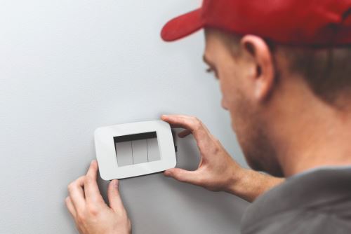Tomacorrientes e interruptores: ¿Sabes si realmente protegen tu hogar? Foto: ANDINA/Difusión.