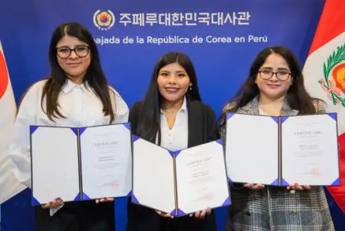 En los próximos meses iniciarán sus estudios en el país asiático. Foto: ANDINA/Difusión