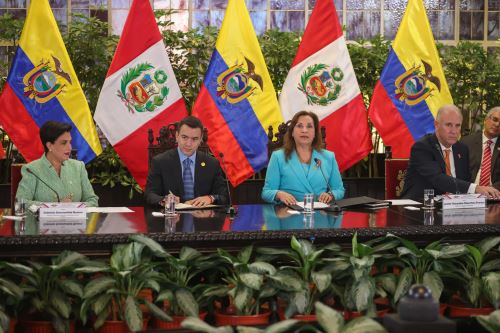 Decimoquinto Encuentro Presidencial y Gabinete Binacional Perú – Ecuador, encabezado por los mandatarios Dina Boluarte y Daniel Noboa.