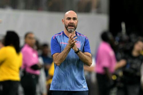 El entrenador español fue destituido por la Federación Ecuatoriana de Fútbol