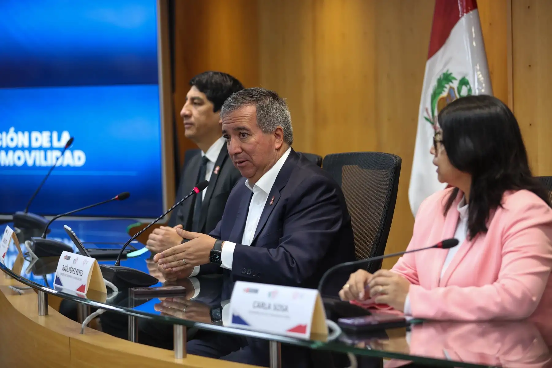 Ministro de Transportes y Comunicaciones, Raúl Pérez-Reyes. ANDINA/Juan Carlos Guzmán