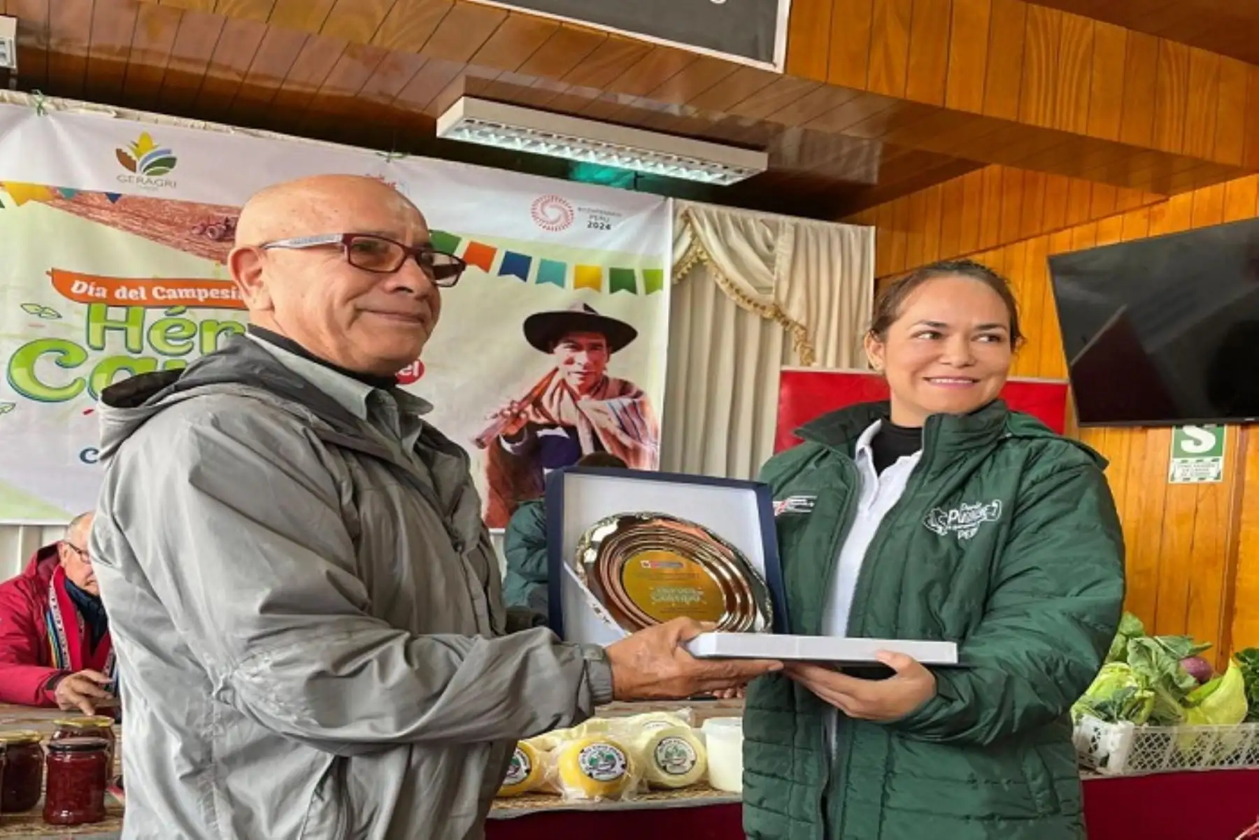 Cusco: reconocen como "Héroe del Campo" a líder de la conservación de bosques y cuencas