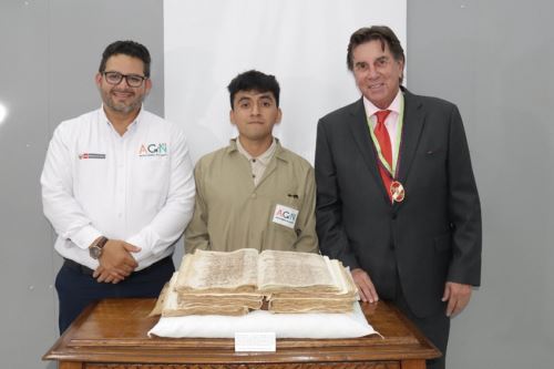 El historiador del AGN, Julio Hernández, pudo ubicar un documento del notario García de Córdoba, que corrobora la existencia del aguardiente en el siglo XVI.