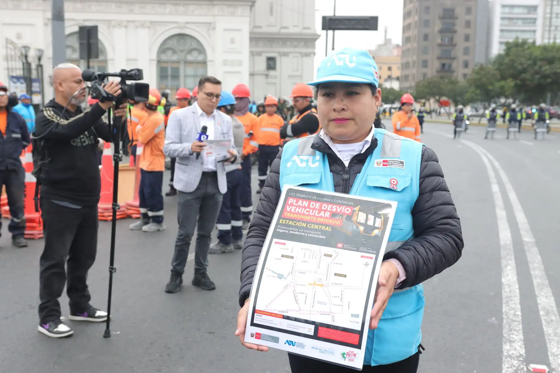 Problemas en el inicio de las obras de la construcción de la Línea 2 del metro. En la avenida 9 de Diciembre y el Óvalo Grau. Foto: ANDINA/ Lino Chipana.